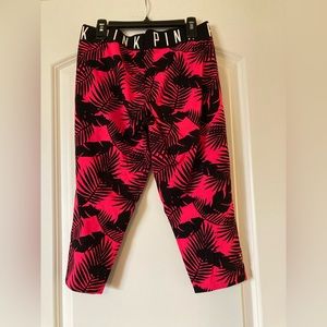 PINK Victoria’s Secret hot pink palm trees 3/4 capri leggings